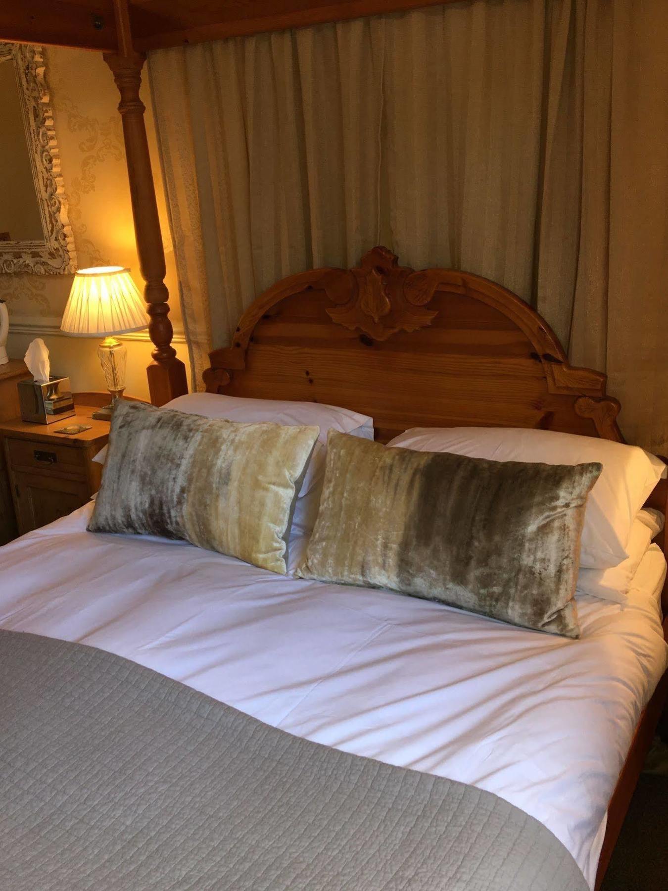Bishops Guest Accommodation Йорк Экстерьер фото